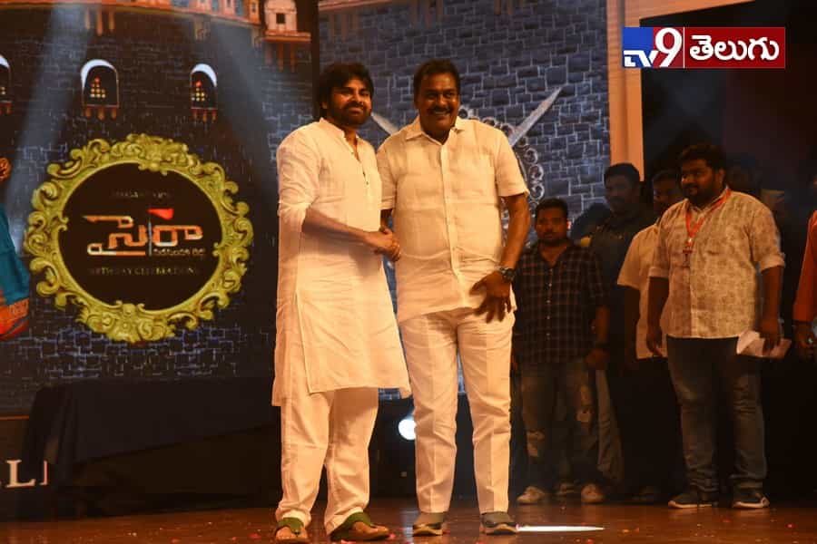‘అన్నయ్య’ పుట్టినరోజు వేడుకులకు ‘తమ్ముడు’ రాక