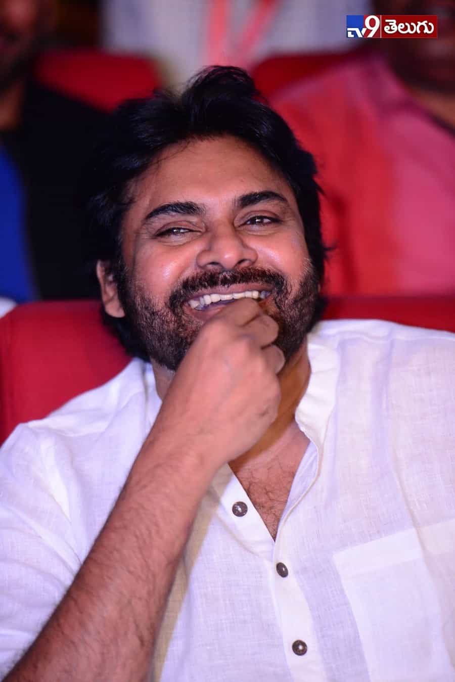 ‘అన్నయ్య’ పుట్టినరోజు వేడుకులకు ‘తమ్ముడు’ రాక