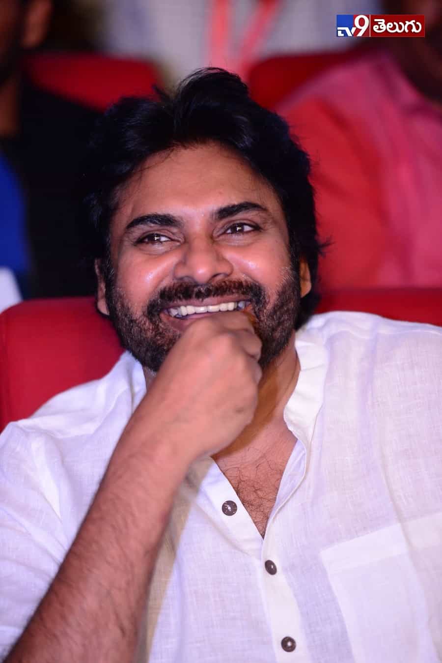 ‘అన్నయ్య’ పుట్టినరోజు వేడుకులకు ‘తమ్ముడు’ రాక