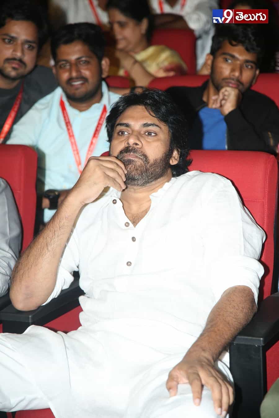 ‘అన్నయ్య’ పుట్టినరోజు వేడుకులకు ‘తమ్ముడు’ రాక