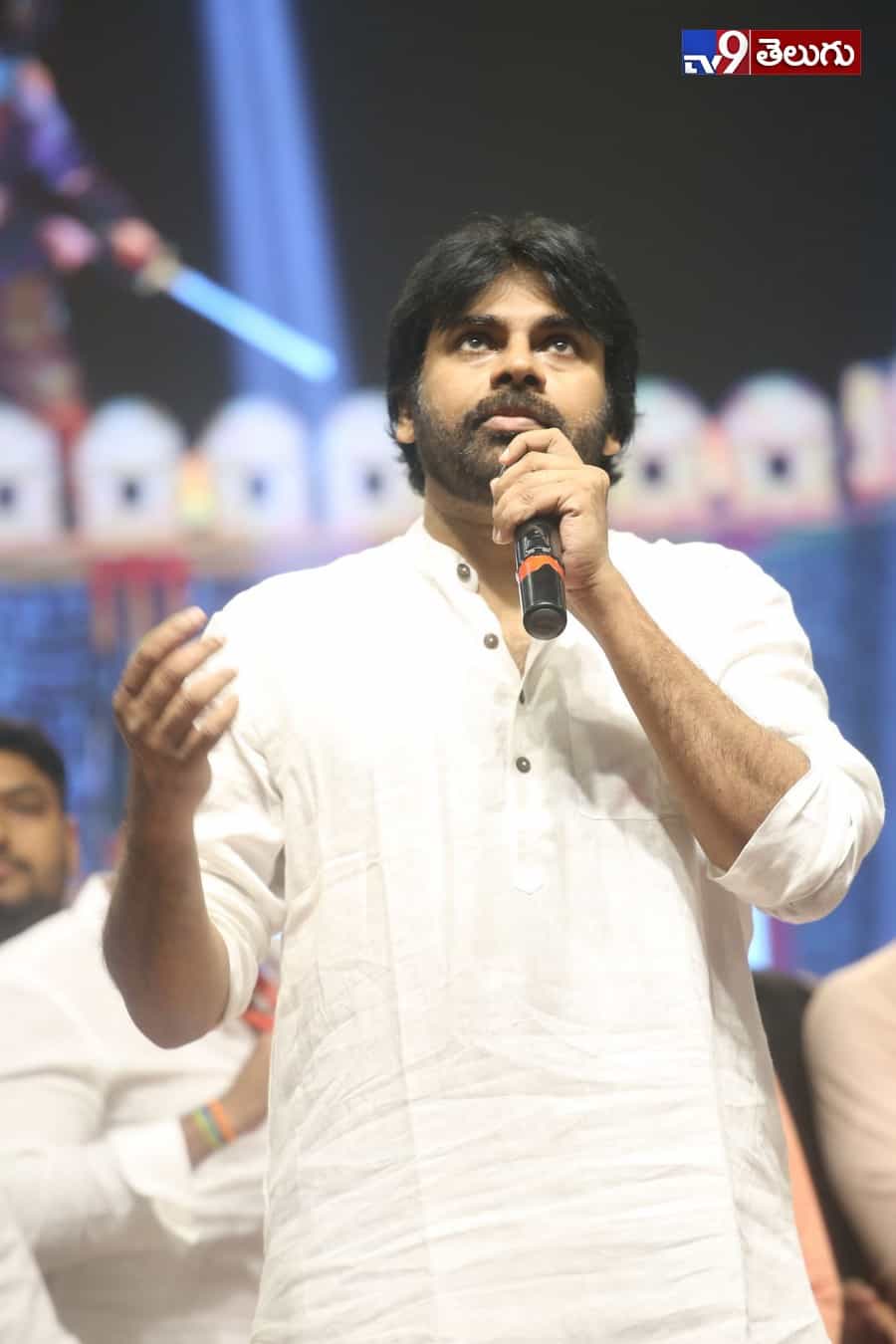 ‘అన్నయ్య’ పుట్టినరోజు వేడుకులకు ‘తమ్ముడు’ రాక