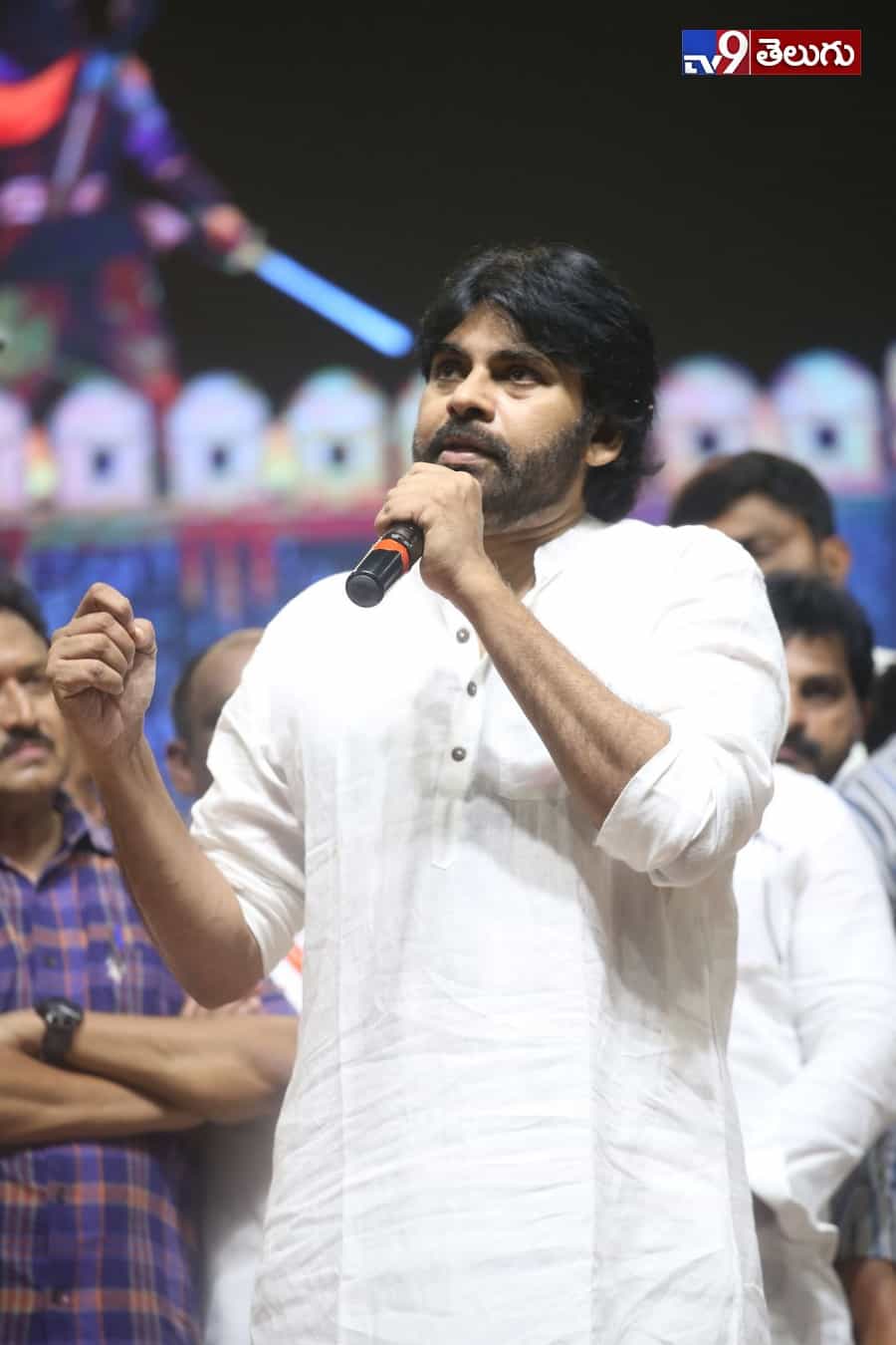 ‘అన్నయ్య’ పుట్టినరోజు వేడుకులకు ‘తమ్ముడు’ రాక