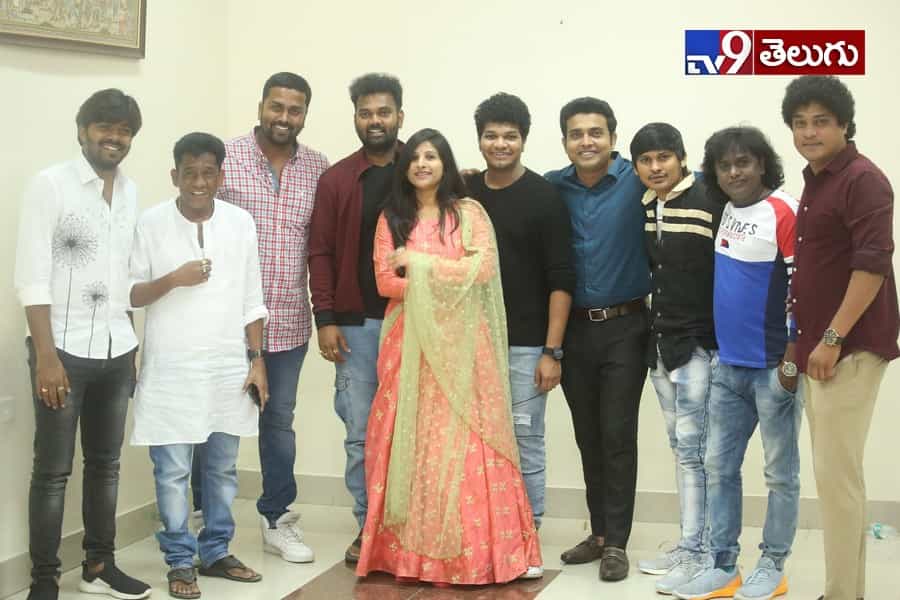 ‘అన్నయ్య’ పుట్టినరోజు వేడుకులకు ‘తమ్ముడు’ రాక