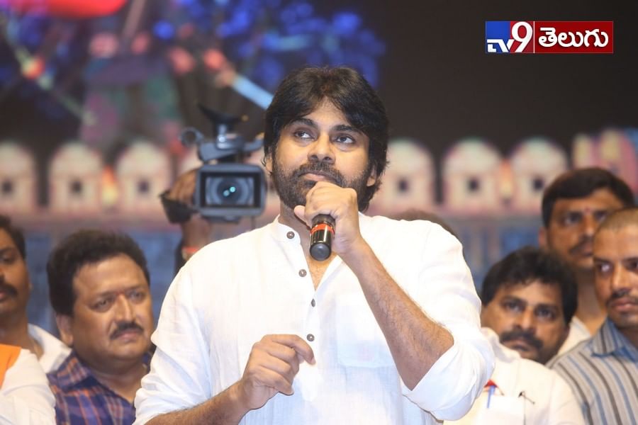 ‘అన్నయ్య’ పుట్టినరోజు వేడుకులకు ‘తమ్ముడు’ రాక