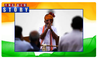 స్వాతంత్య్ర దినోత్సవం సందర్భంగా ప్రముఖుల ట్వీట్లు..