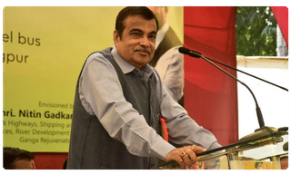 ఈ కుక్క చాలా లక్కీ… ఎందుకో చూడండి మీరే..!