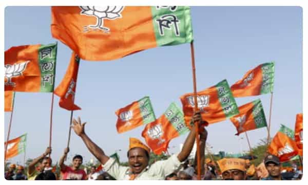 ఆపరేషన్ కమలం... టీడీపీ నేతలకు గాలం!