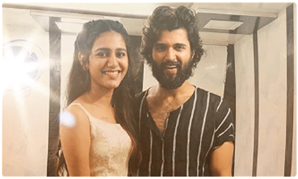అర్జున్ రెడ్డి తో వింకీ గర్ల్.. ఎక్కడ.. ఎప్పుడు.. ఎలా..?
