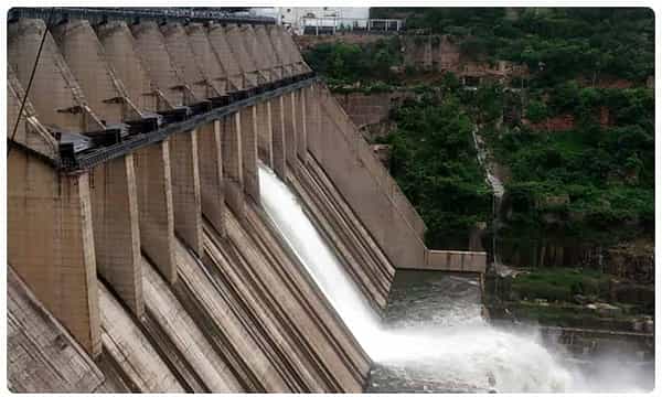 సాగర్ కు జలకళ