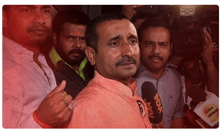 ‘వినయ విధేయ రాముడిలా’ జగన్ కటింగ్.. లోకేష్ సెటైర్..