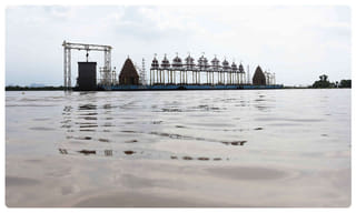 వందేళ్ల భామ్మకు పుట్టిన రోజు శుభాకాంక్షలు..