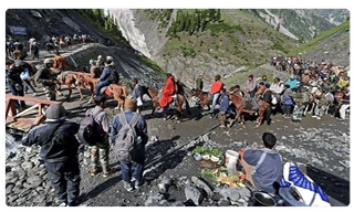 కాశ్మీర్ పై కేంద్రం ఎందుకలా భయపెడుతోంది ?