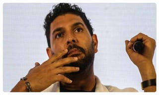 ఇది షాకింగే…ఆరోన్ ఫించ్ త‌న‌ జట్టులో రోహిత్​కు ఛాన్స్ ఇవ్వ‌లేదు..