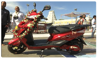 నగరి జెండా పండగలో రోజా