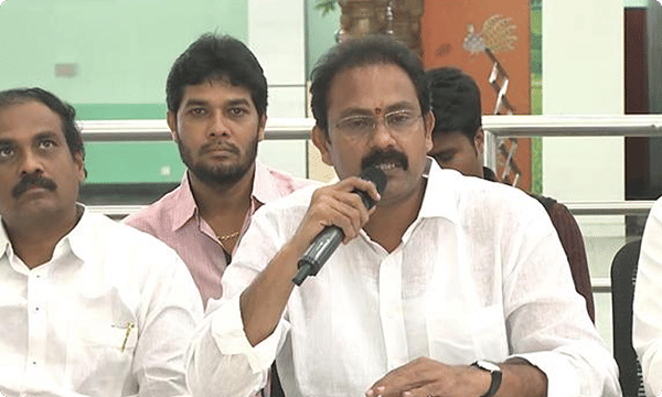 వరద బాధితులకు అదనంగా మరో రూ.5 వేలు..