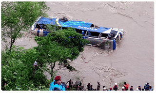 మా గగనతలాన్ని మూసేయలేదు: పాకిస్తాన్