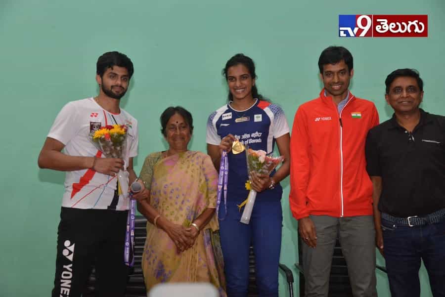 పీవీ సింధు మీడియా సమావేశం ఫొటోస్