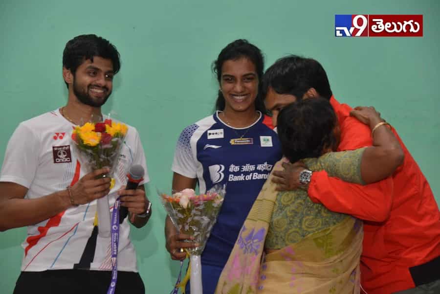 పీవీ సింధు మీడియా సమావేశం ఫొటోస్