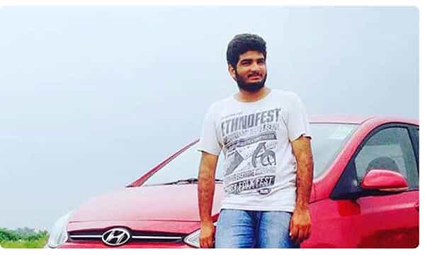 హెడ్ఫోన్ కోసం.. గేట్ పై పడి తలపగిలి..!