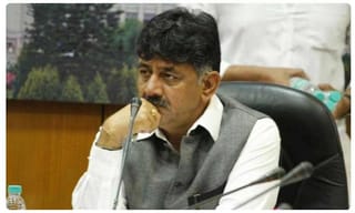 భావోద్వేగానికి గురైన గవర్నర్ నరసింహన్..! పూజారిగా మారతానేమో..!