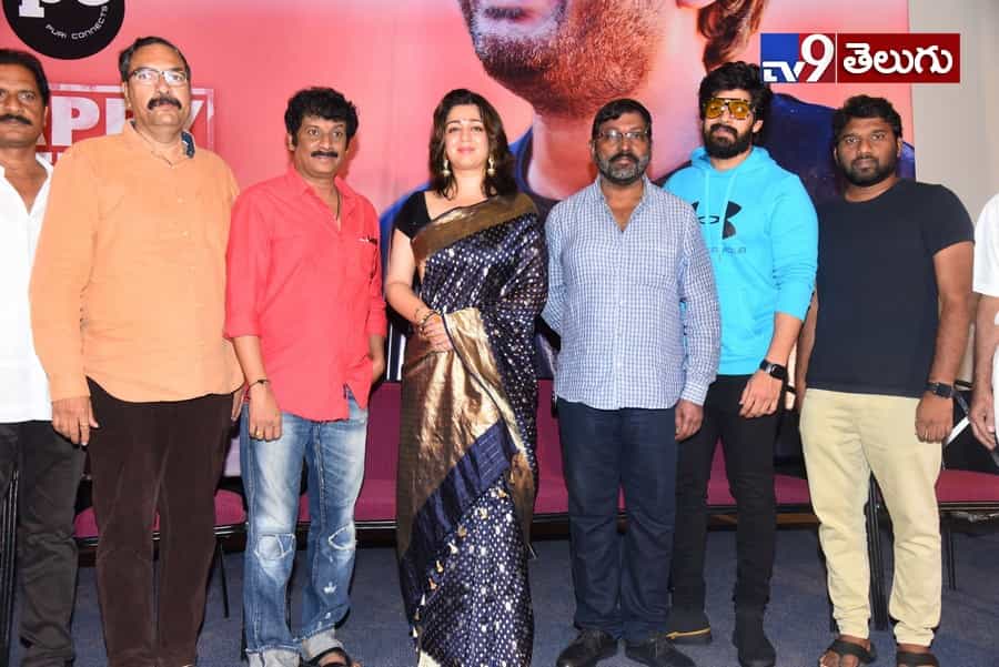పూరి కనెక్ట్స్ఆధ్వర్యంలో పూరి, ఛార్మీల హెల్పింగ్ హ్యాండ్. ఫొటోస్