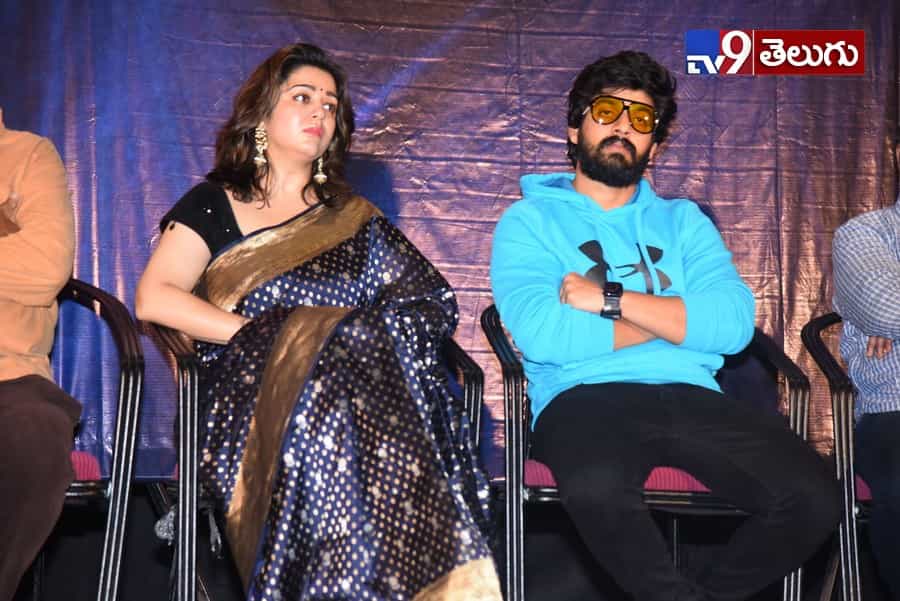 పూరి కనెక్ట్స్ఆధ్వర్యంలో పూరి, ఛార్మీల హెల్పింగ్ హ్యాండ్. ఫొటోస్