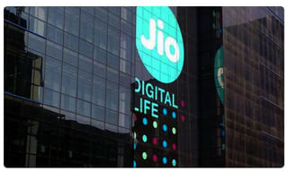 నిన్న మీటింగ్.. నేడు ఫైటింగ్..!