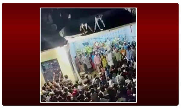బిల్డింగ్ పిట్ట గోడలపై నుంచి పిట్టల్లా రాలిపోయారు.. మొహర్రం వేళ విషాదం