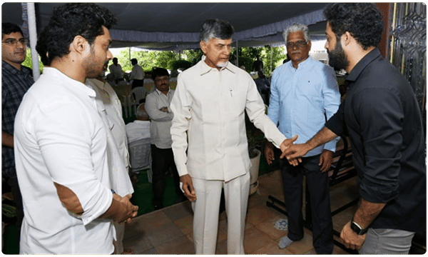 బాబు తర్వాత జూనియర్ ఎన్టీఆర్ చేతుల్లోకి టీడీపీ..?