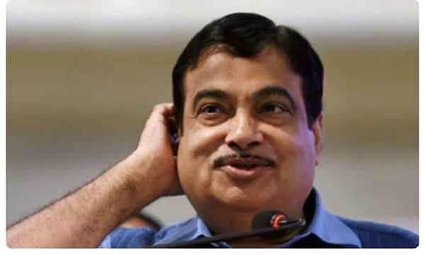 అయ్యోరామా.. గడ్కరీకీ ఫైన్ల బాదుడు తప్పలేదుగా..