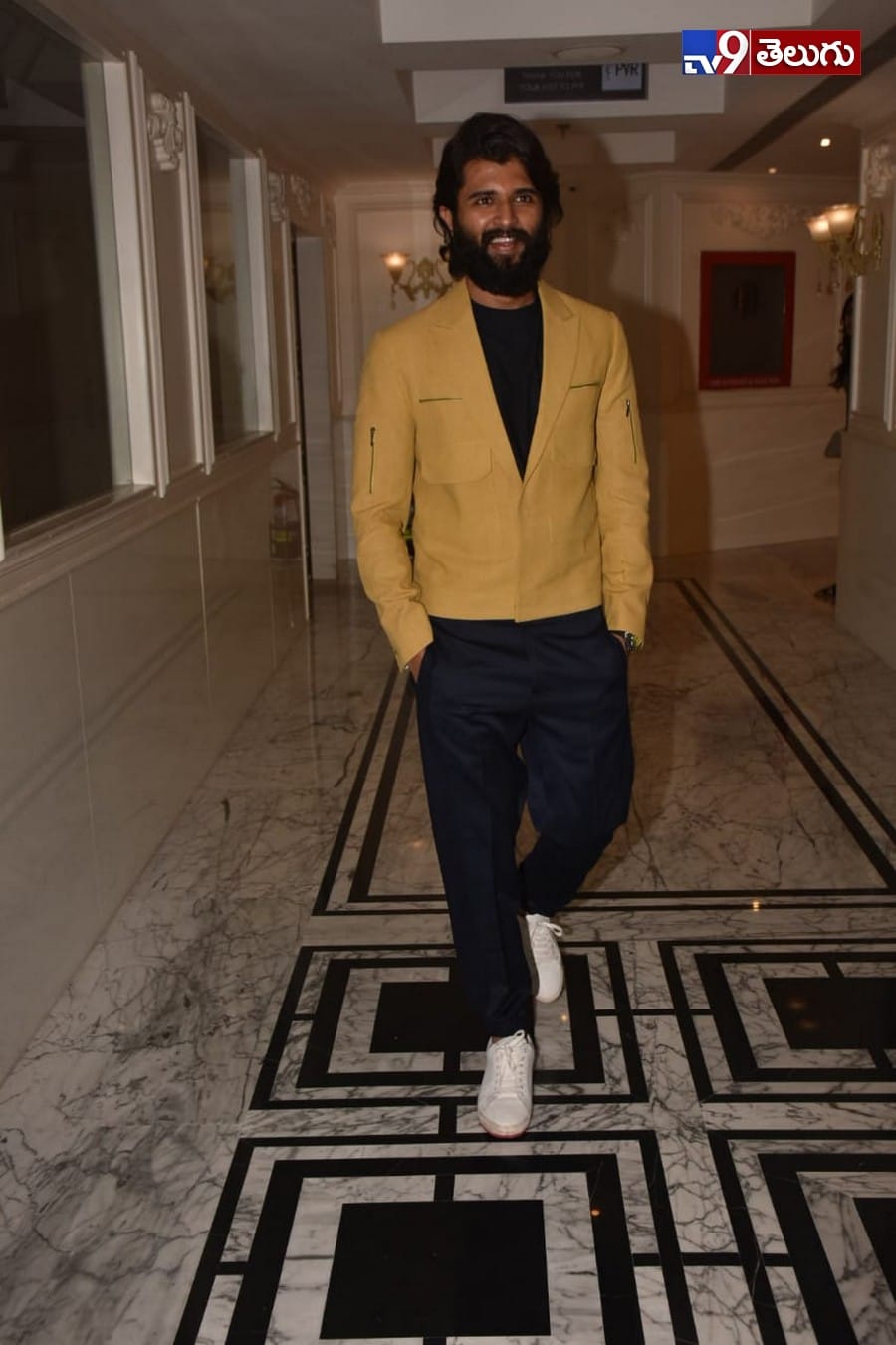 విజయ్ దేవరకొండ ‘డియర్ కామ్రేడ్ ’ముంబైలో ప్రత్యక ప్రదర్శన ఫొటోస్