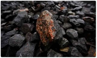 Godavari Boat Accident: గోదావరిలో పడవ మునక.. 40 మంది గల్లంతు..?