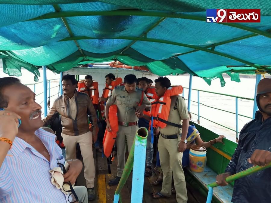 Godavari Boat Accident:గోదావరిలో బోట్  గల్లంతు