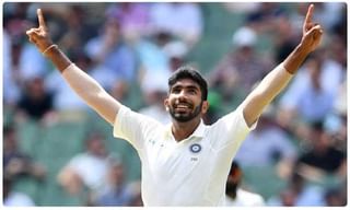 అంబులెన్స్‌లో క్రికెటర్లు.. అసలు కారణం ఇదే!