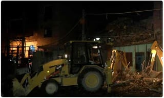 బ్రేకింగ్: ముంబైలో భారీ అగ్నిప్రమాదం.. ఐదుగురు మృతి