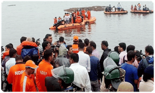 ఇంద్రకీలాద్రి పై ప్రమాదం.. రక్తపు మరకల పైనే భక్తుల “ప్రయాణం”