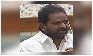 ఆడిదాస్ ఫ్రీ షూస్.. ఆఫర్ నమ్మితే అంతా ఫట్టే..!