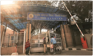 పెట్రోల్, డీజిల్ వాహనాలను నిషేధించం: నితిన్ గడ్కరీ