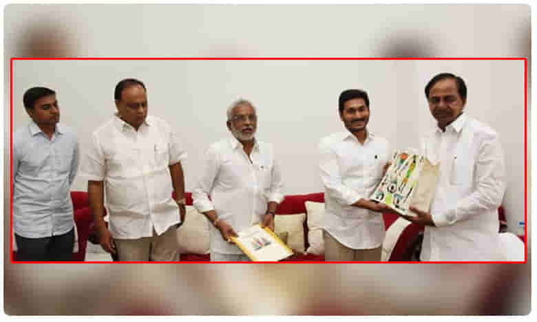 శ్రీవారి బ్రహ్మోత్సవాలకు రండి.. సీఎం కేసీఆర్కు ఆహ్వానం