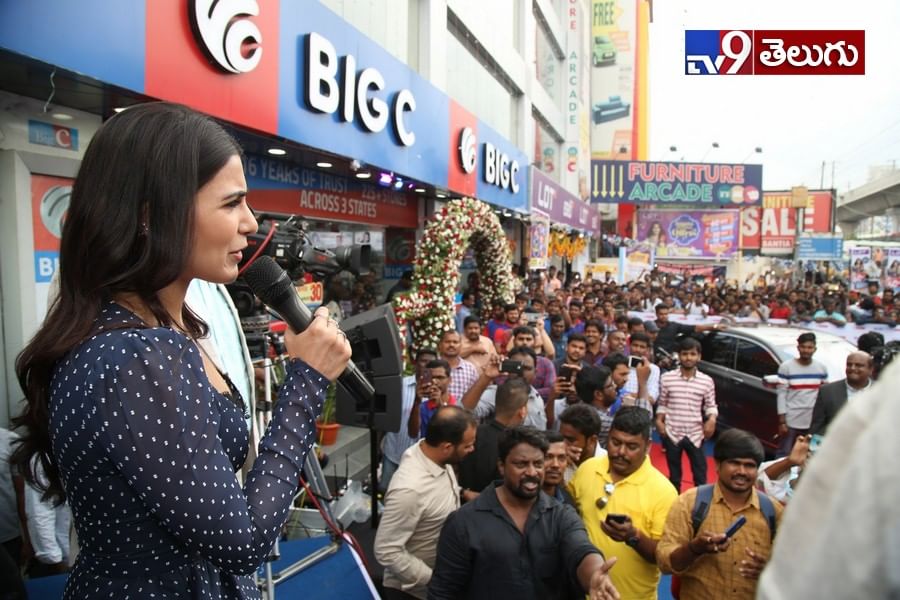 బిగ్ సి లో వన్ ప్లస్ మొబైల్ ని లాంచ్ చేసిన ‘సమంత’