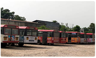 ఢిల్లీలో రెచ్చిపోతున్న స్నాచర్లు..ప్రధాని సోదరుడి కుమార్తె హ్యాండ్‌ బ్యాగు చోరీ