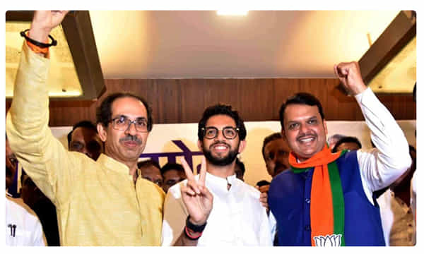 దేవేంద్ర ఫడ్నవీస్ కే మళ్ళీ మహారాష్ట్ర పగ్గాలు ?