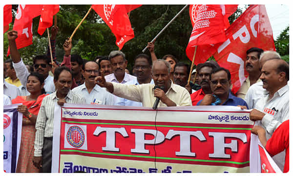 బ్రేకింగ్ : 8వ రోజు కు చేరుకున్న ఆర్టీసీ సమ్మె.. రాష్ట్ర వ్యాప్తంగా మౌన దీక్షలు