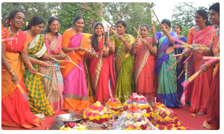 Female legislators performed Bathukamma celebrations in Telangana Assembly 