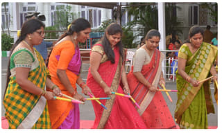 ఒడిశాలో సైరాకు సెగ..