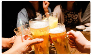 ఢిల్లీ కోర్టు మెట్లెక్కిన 13 రామచిలుకలు.. అసలు కథేంటంటే..?