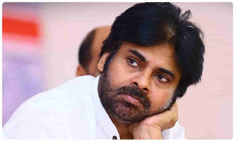 పింక్ కాదు.. అలాంటి స్టోరీ కావాలంటోన్న పవన్..?