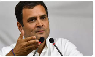 దుర్గాపూజా ఉత్సవాల్లో రాజకీయాలు.. బెంగాల్ లో  బీజేపీ వర్సెస్ తృణమూల్ కాంగ్రెస్