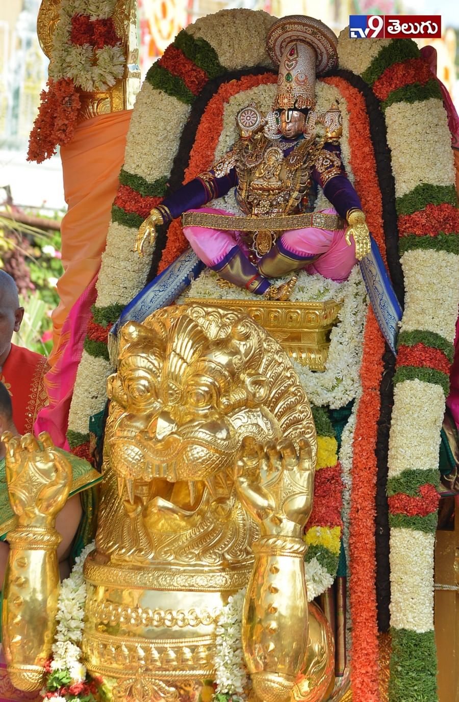తిరుమల: వైభవంగా శ్రీవారి బ్రహ్మోత్సవాలు(ఫొటోస్)