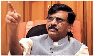 మహా రంజుగా ‘మధ్య’ రాజకీయం